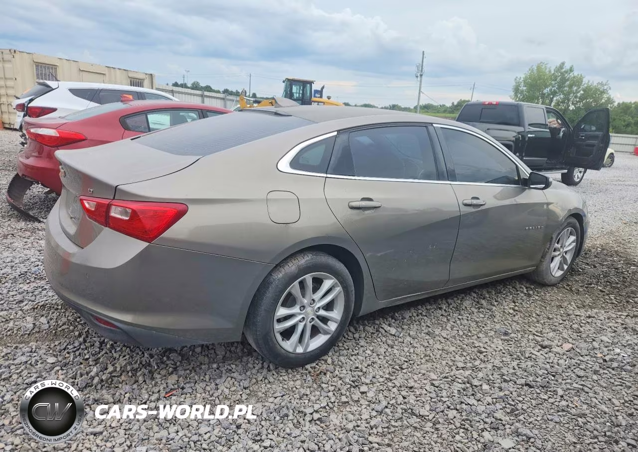 2017 Chevrolet Malibu Lt VIN:1G1ZE5STXHF151491 - 3