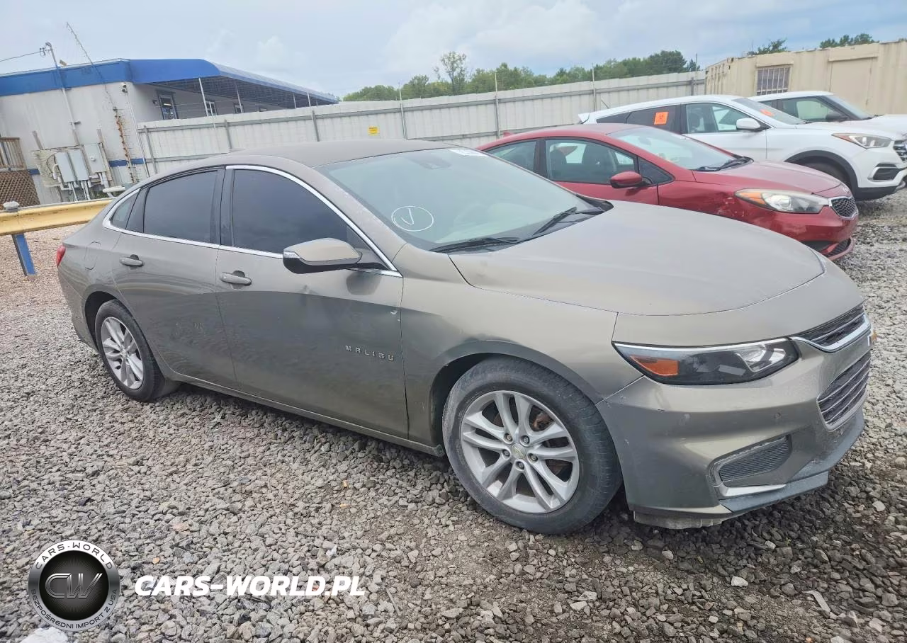 2017 Chevrolet Malibu Lt VIN:1G1ZE5STXHF151491 - 4