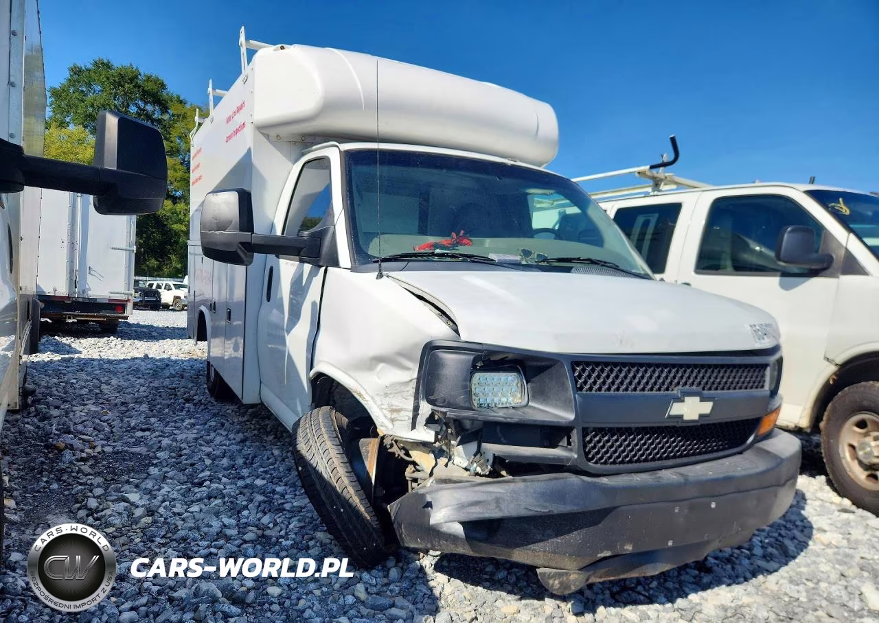 2011 Chevrolet Express G3500 VIN:1GB0G2CGXB1171629 - 4