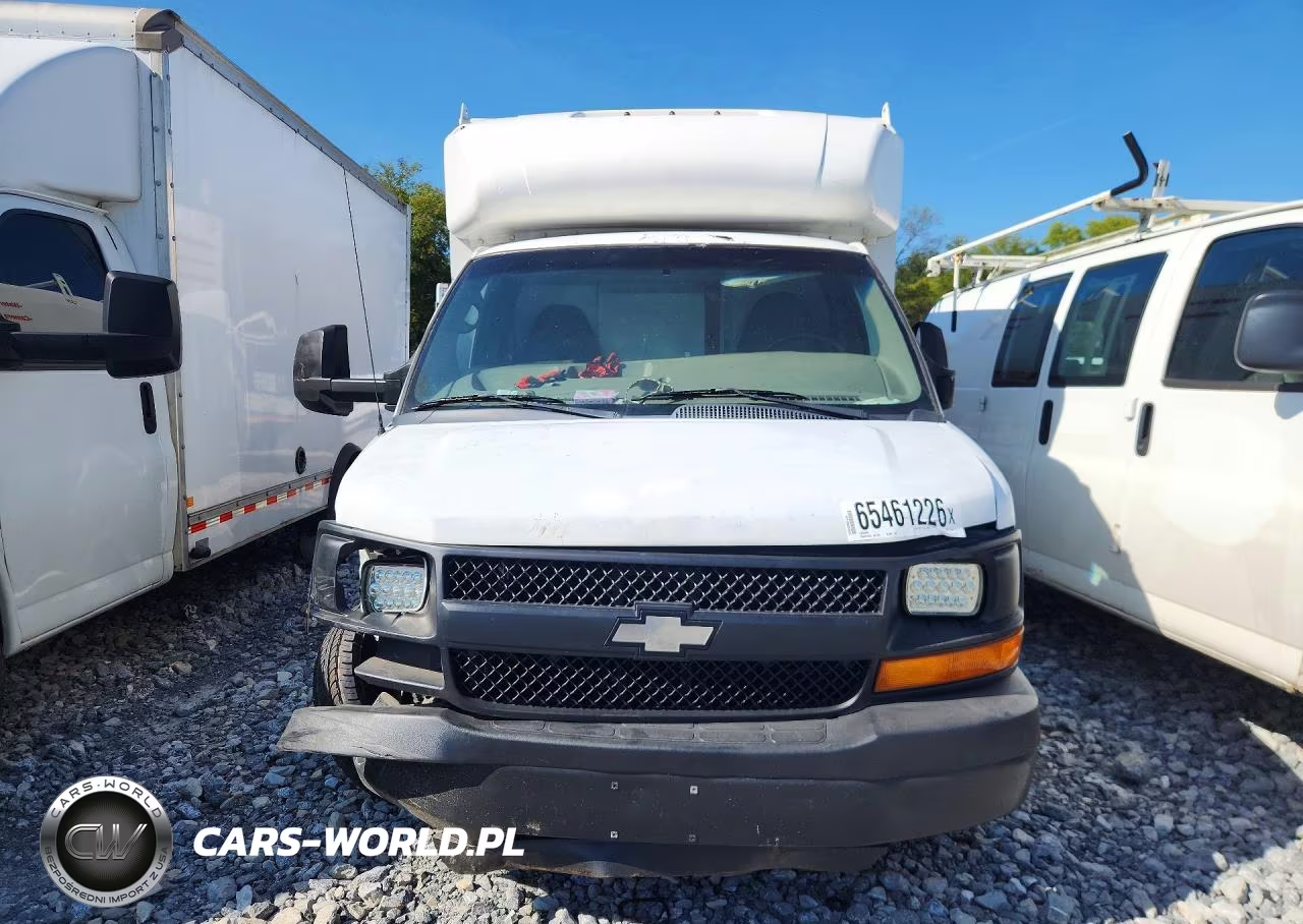 2011 Chevrolet Express G3500 VIN:1GB0G2CGXB1171629 - 5