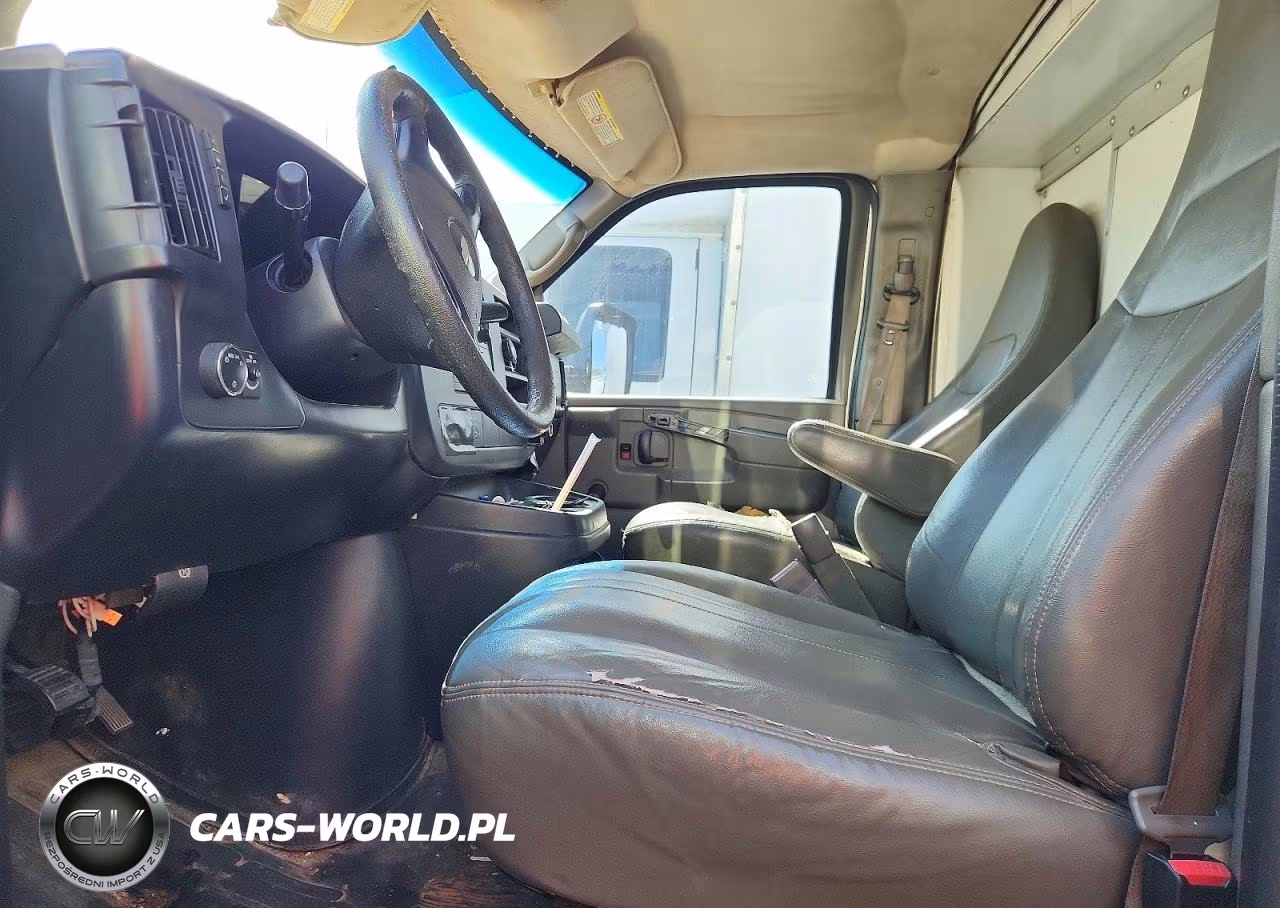 2011 Chevrolet Express G3500 VIN:1GB0G2CGXB1171629 - 7