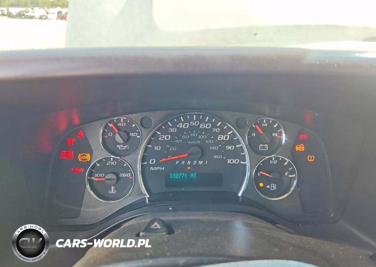 2011 Chevrolet Express G3500 VIN:1GB0G2CGXB1171629 - 9