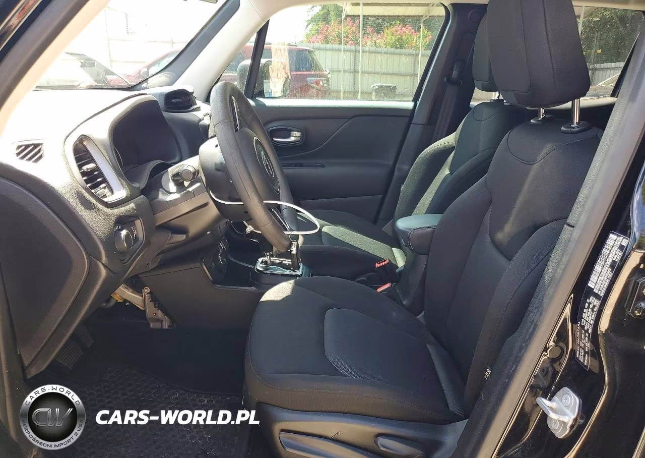2023 Jeep Renegade Latitude VIN:ZACNJDB19PPP22052 - 7