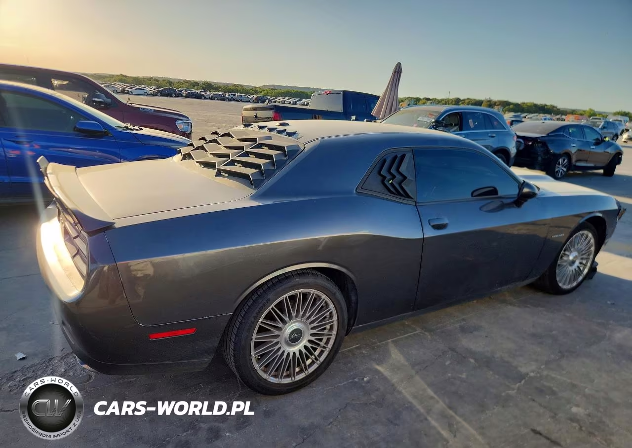 2022 Dodge Challenger R-T VIN:2C3CDZBTXNH124684 - 3