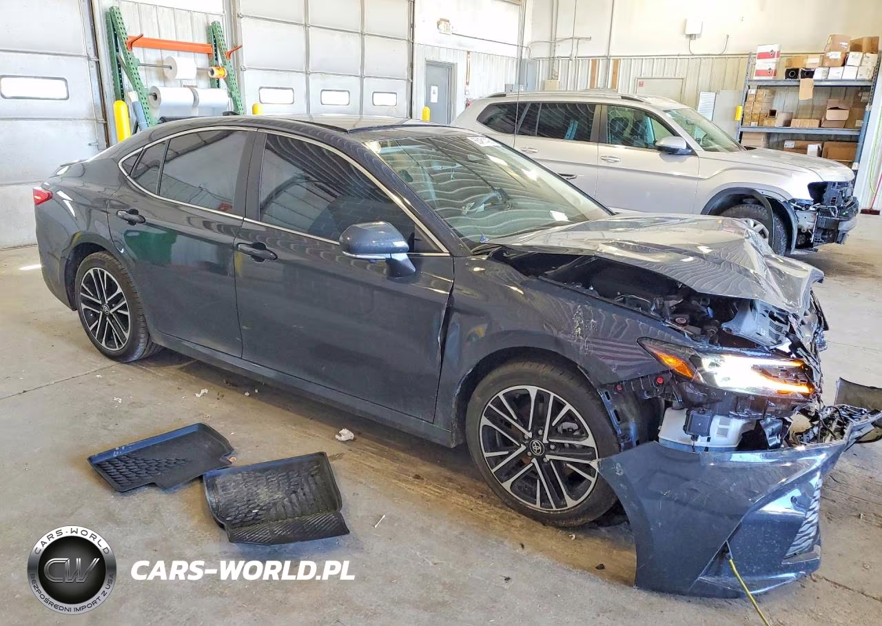 2026 Toyota Camry Xle VIN:4T1DAACK2TU717610 - 4