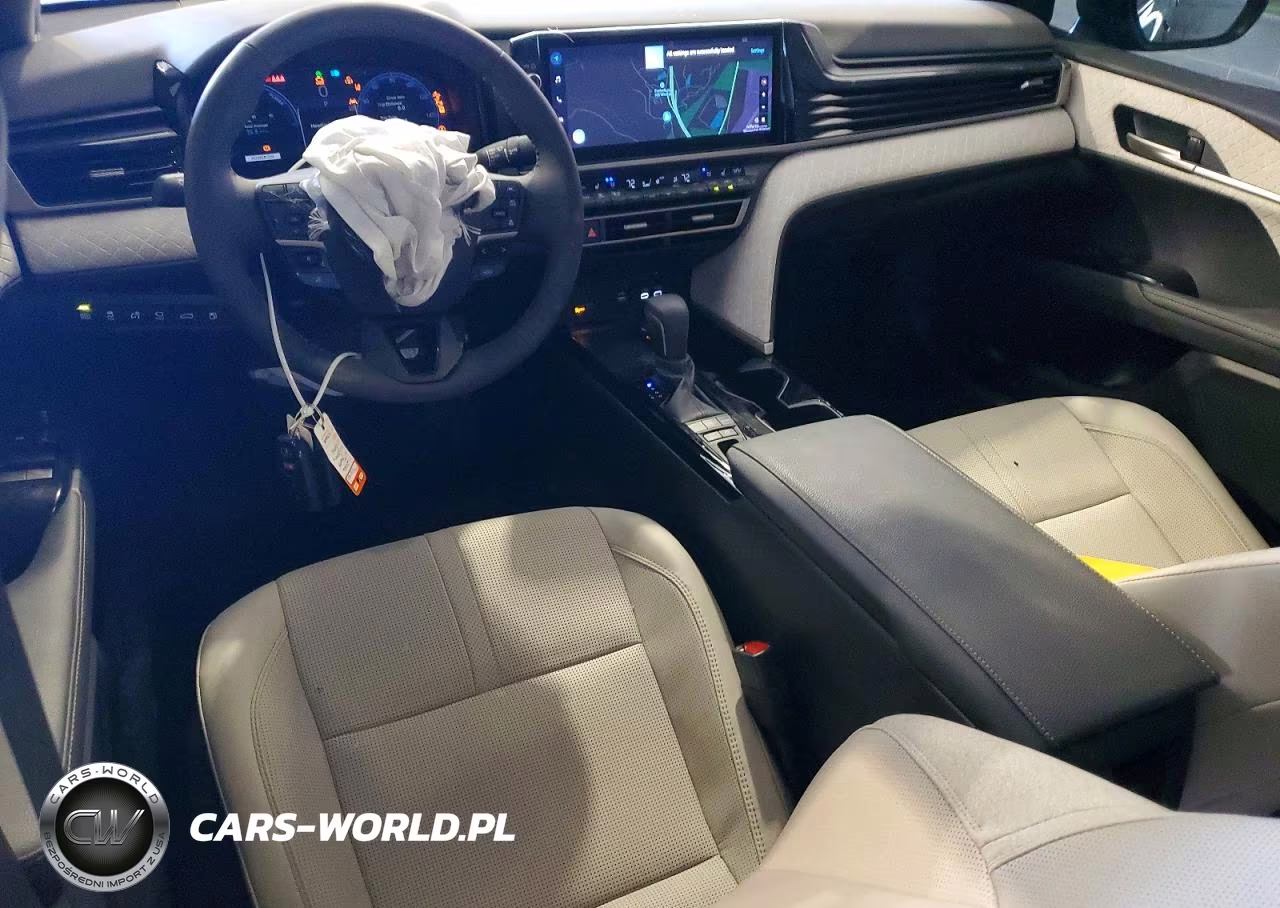 2026 Toyota Camry Xle VIN:4T1DAACK2TU717610 - 8