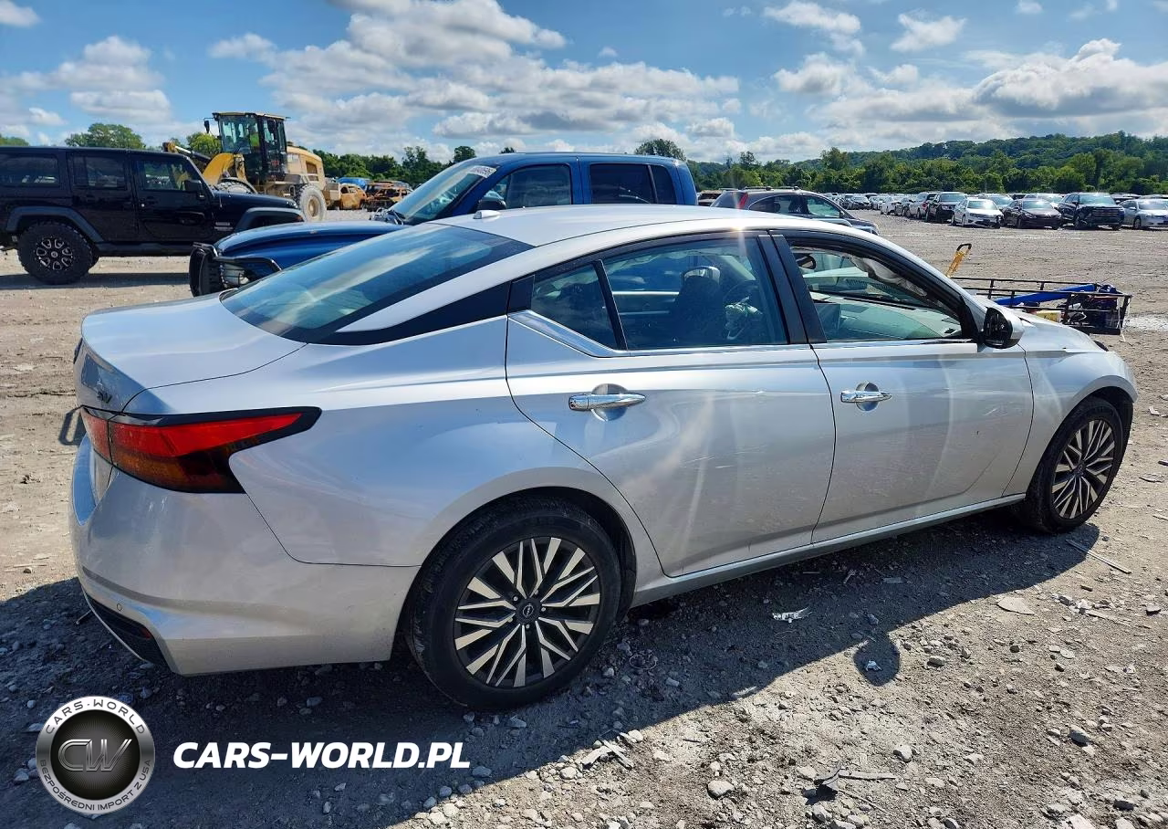 2023 Nissan Altima Sv VIN:1N4BL4DV5PN320429 - 3