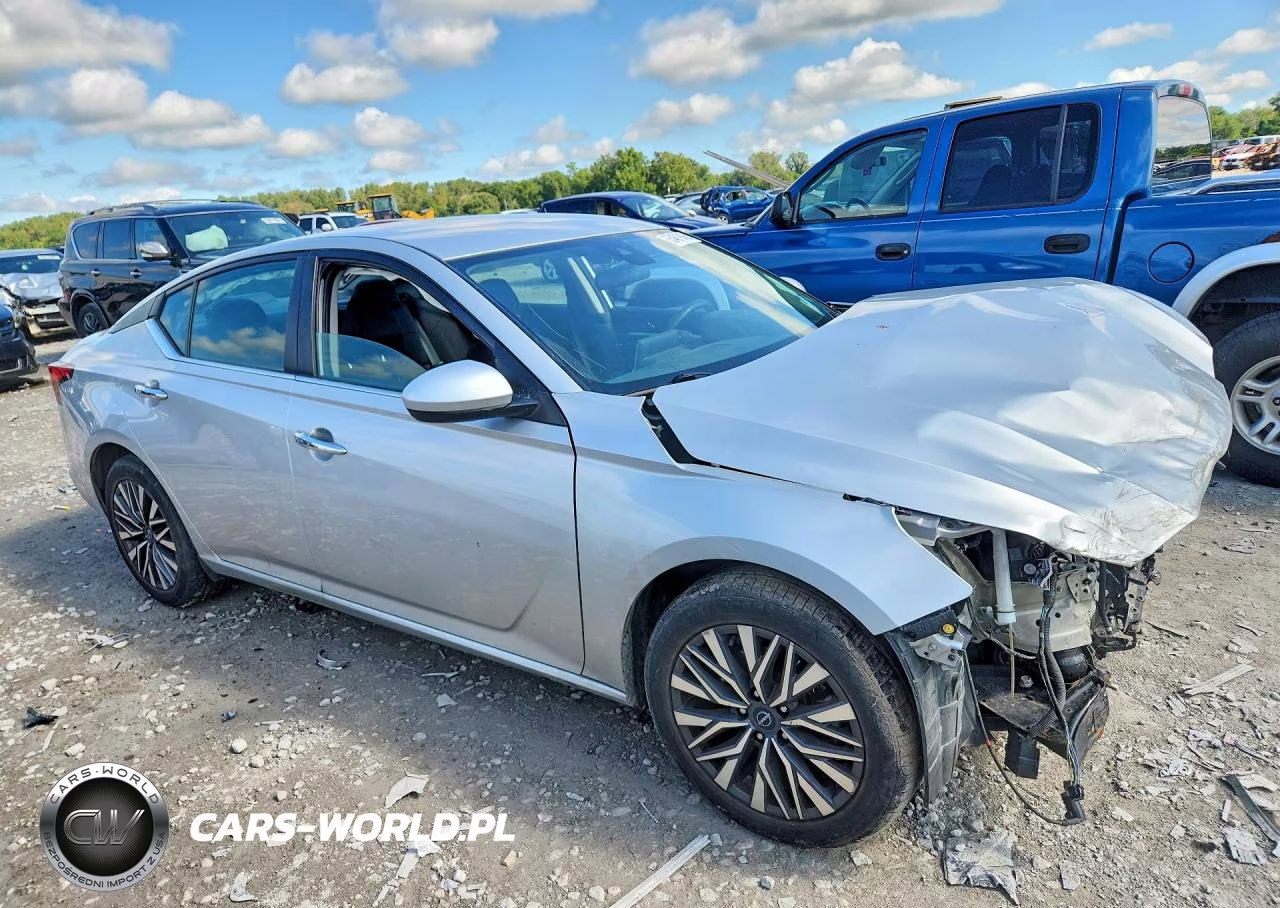 2023 Nissan Altima Sv VIN:1N4BL4DV5PN320429 - 4