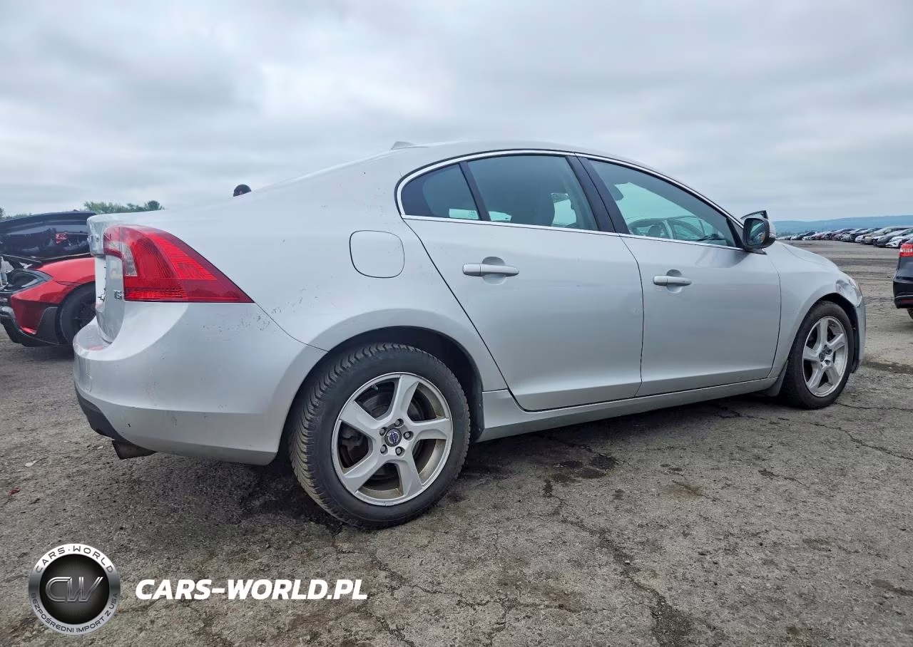 2012 Volvo S60 T5 VIN:YV1622FS3C2119057 - 3