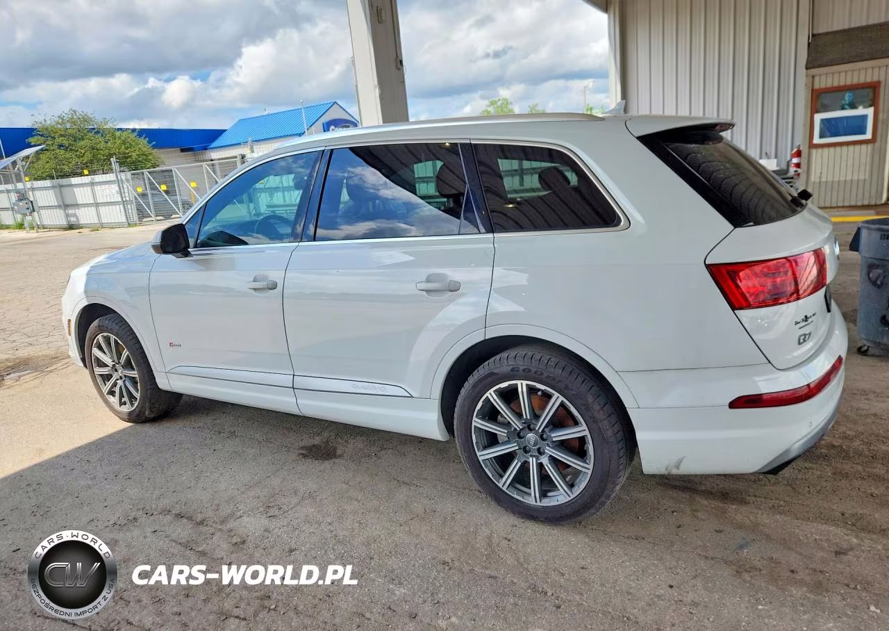 2017 Audi Q7 Prestige VIN:WA1VAAF73HD001073 - 2