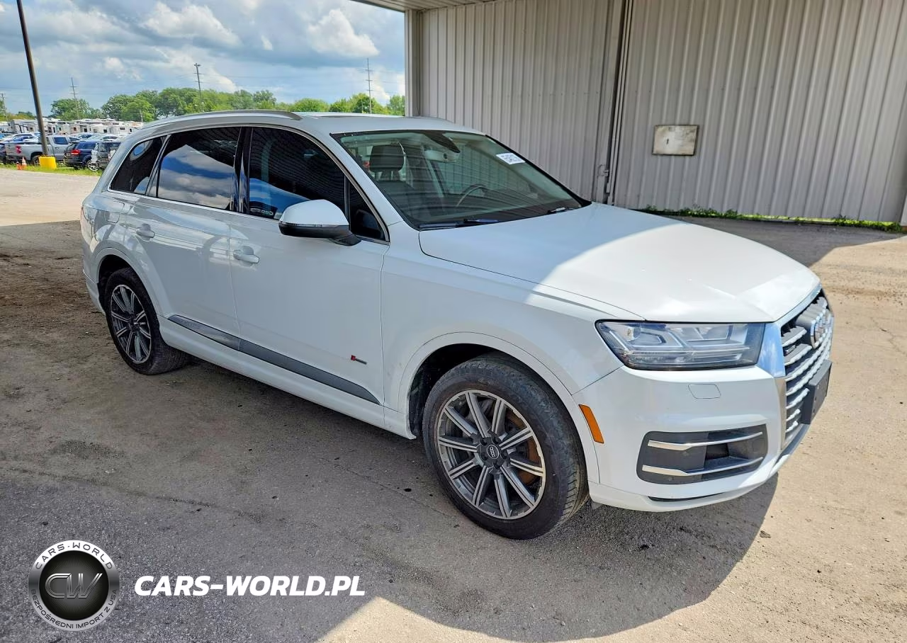 2017 Audi Q7 Prestige VIN:WA1VAAF73HD001073 - 4