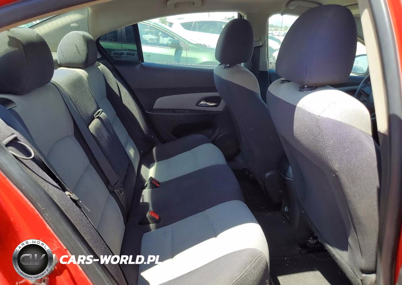 2014 Chevrolet Cruze Ls VIN:1G1PA5SH2E7454110 - 10