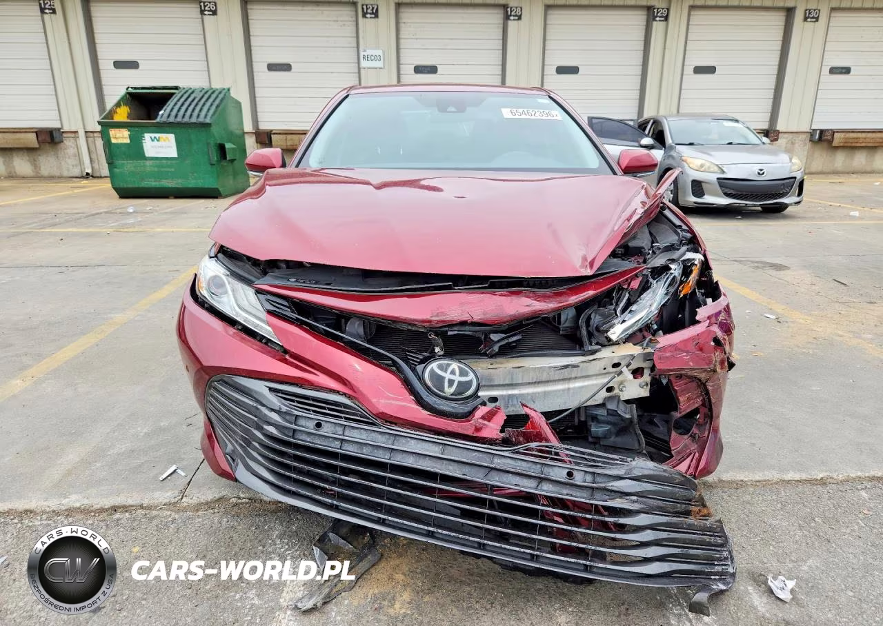 2018 Toyota Camry Xle VIN:4T1B11HK4JU525103 - 5