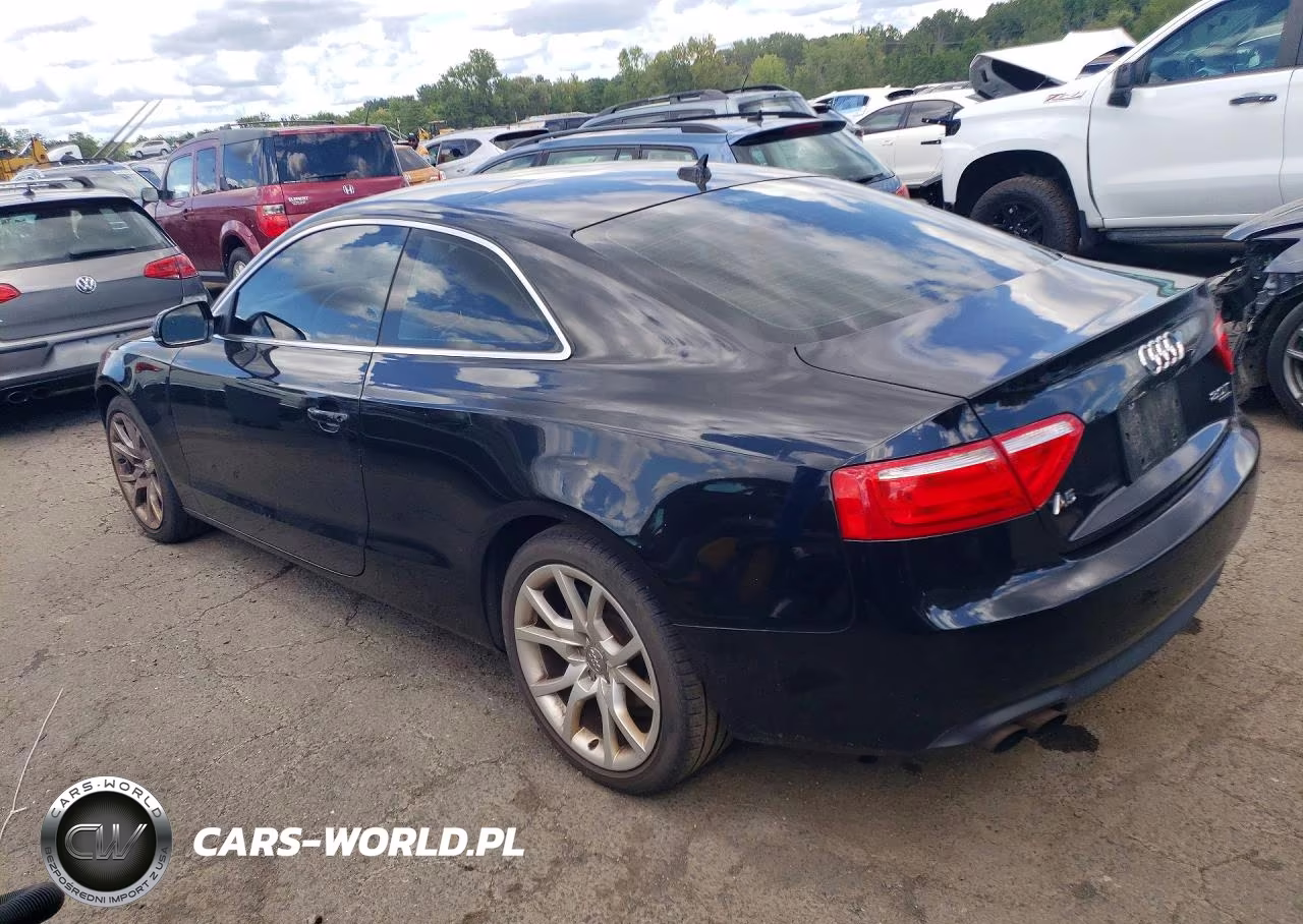 2010 Audi A5 Premium VIN:WAUCFAFR1AA052284 - 2