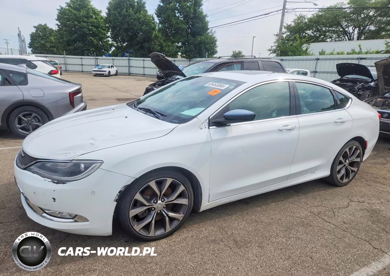2015 Chrysler 200 C – zdjęcie 1 z 12