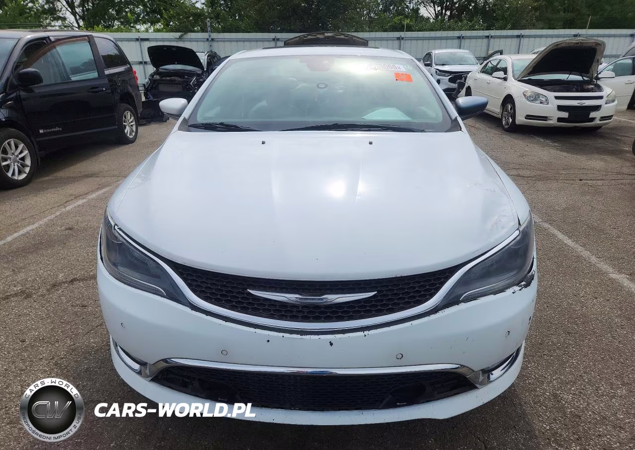 2015 Chrysler 200 C VIN:1C3CCCCG6FN528074 - 5