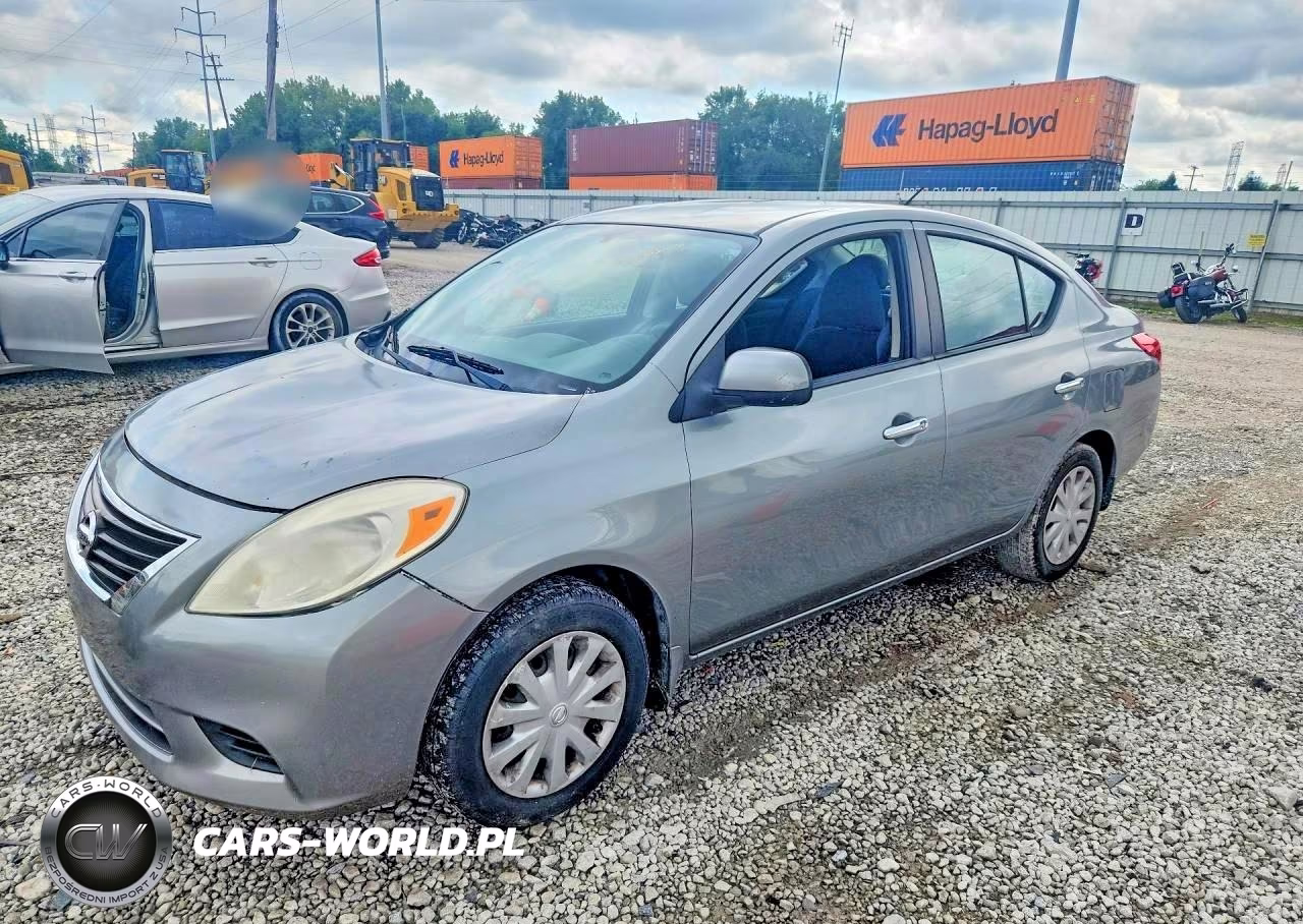 2012 Nissan Versa 1.6 S