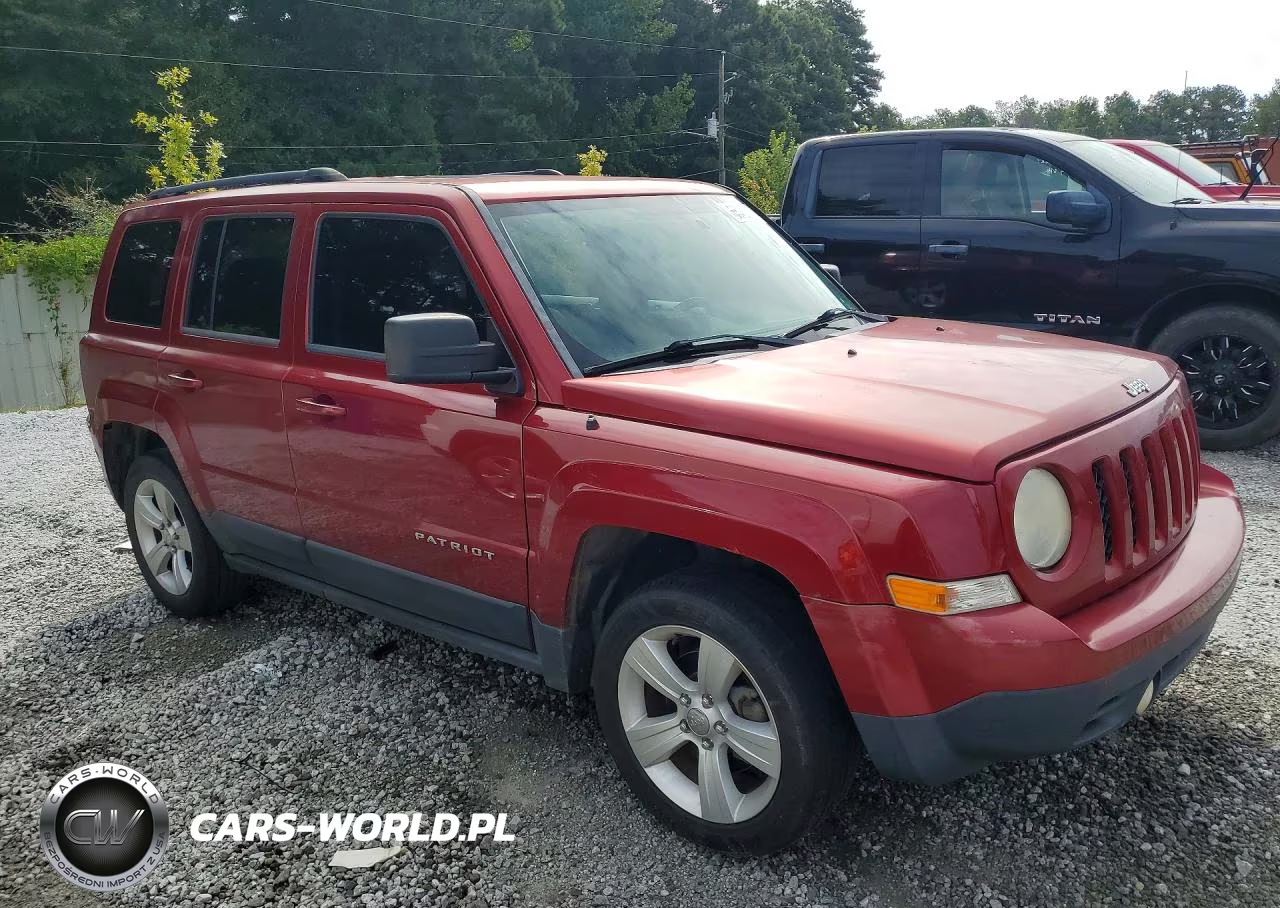 2013 Jeep Patriot Latitude VIN:1C4NJPFA1DD197237 - 4