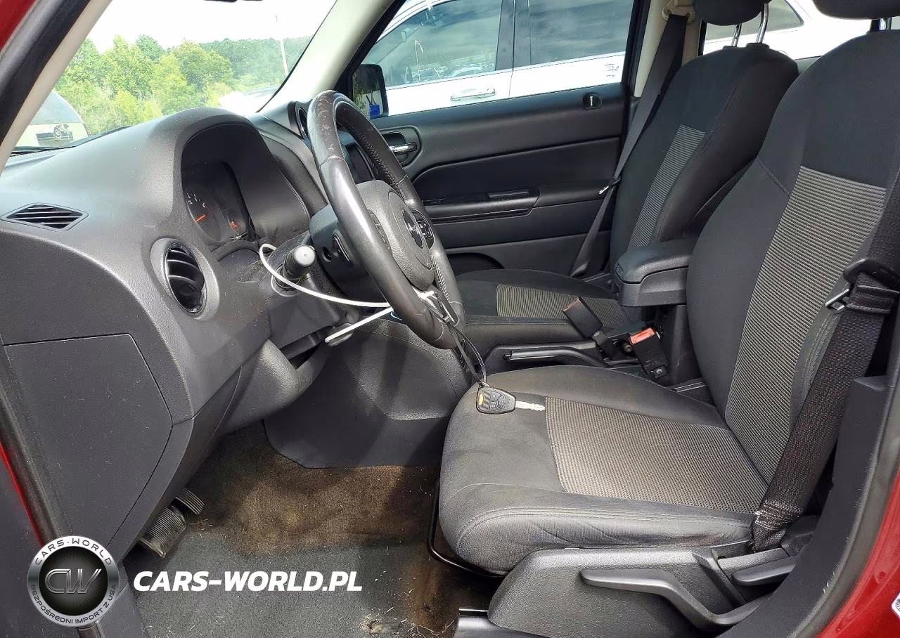 2013 Jeep Patriot Latitude VIN:1C4NJPFA1DD197237 - 7