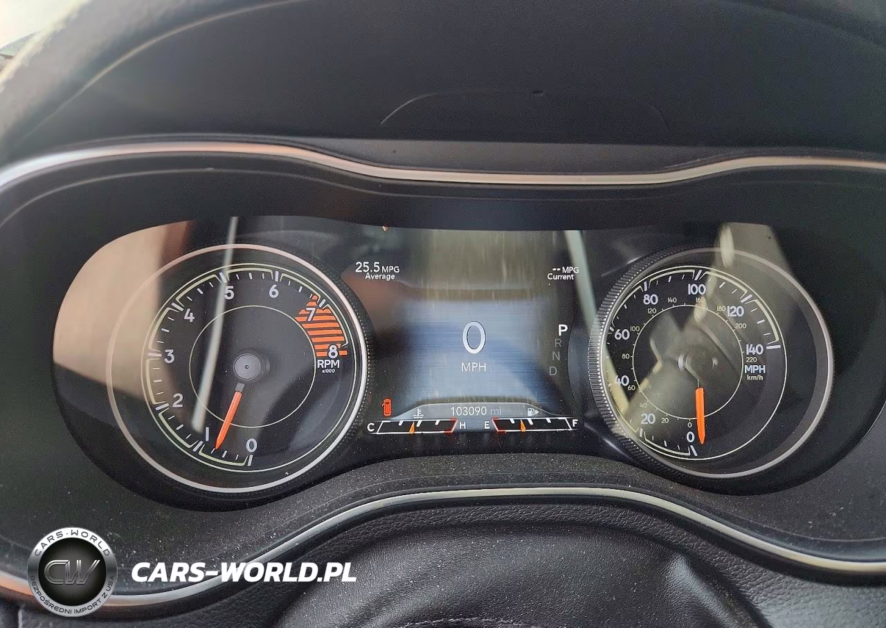 2019 Jeep Cherokee Trailhawk VIN:1C4PJMBX6KD207131 - 9