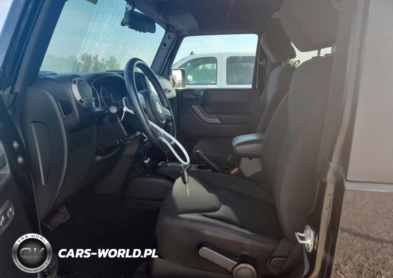 2015 Jeep Wrangler Sport VIN:1C4AJWAG1FL740731 - 7