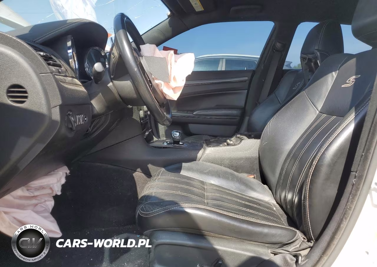 2013 Chrysler 300 S VIN:2C3CCABG2DH515513 - 7