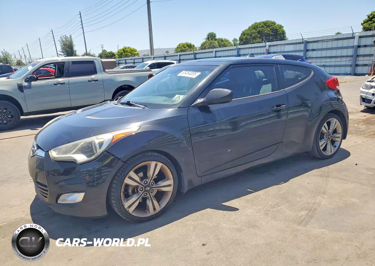2014 Hyundai Veloster Base