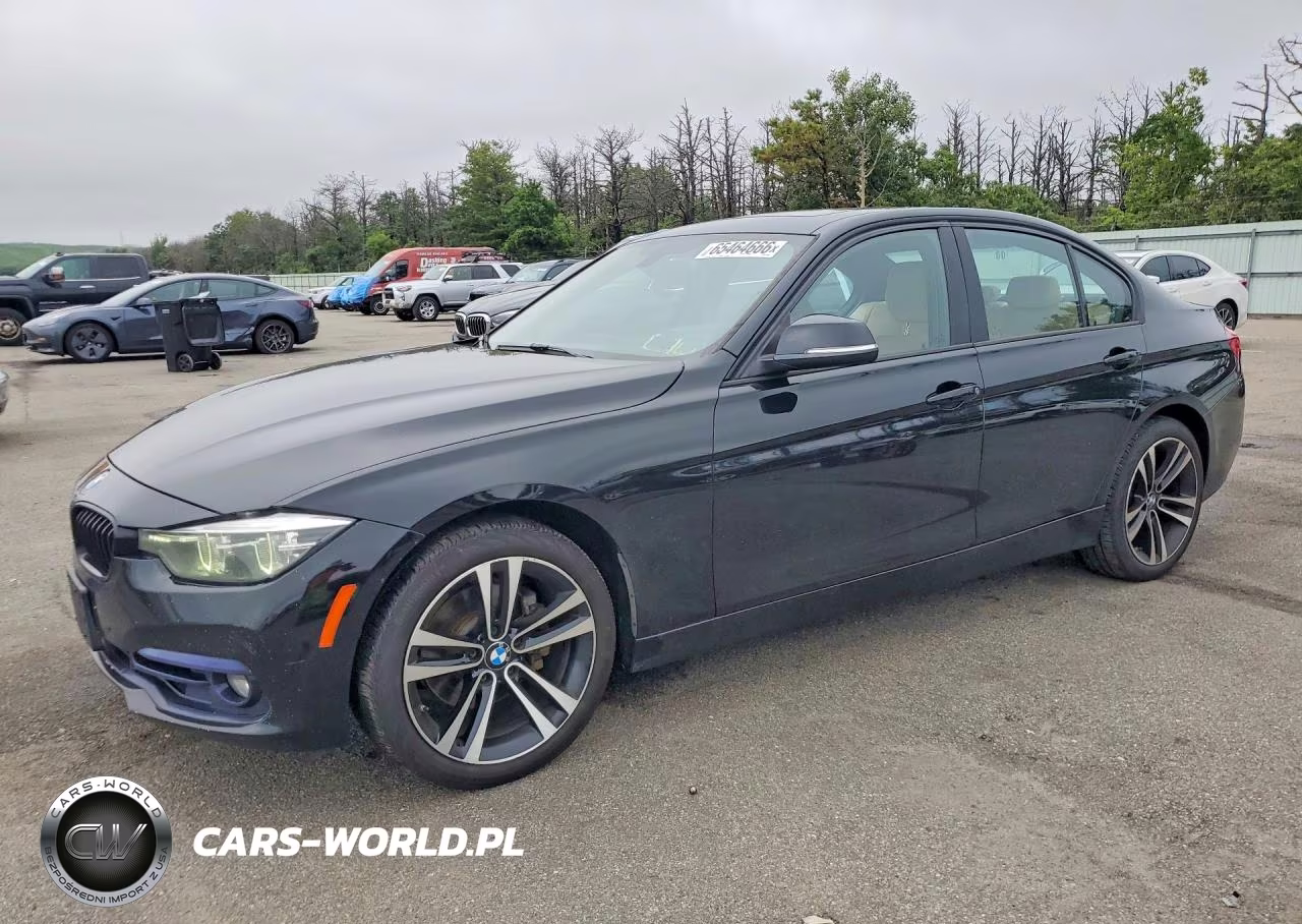 2018 BMW 330 Xi – zdjęcie 1 z 12