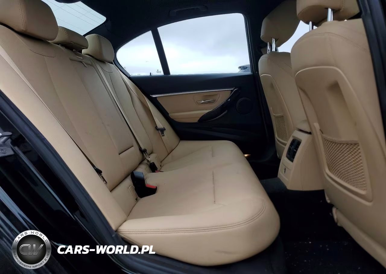 2018 BMW 330 Xi VIN:WBA8D9G59JNU71966 - 10