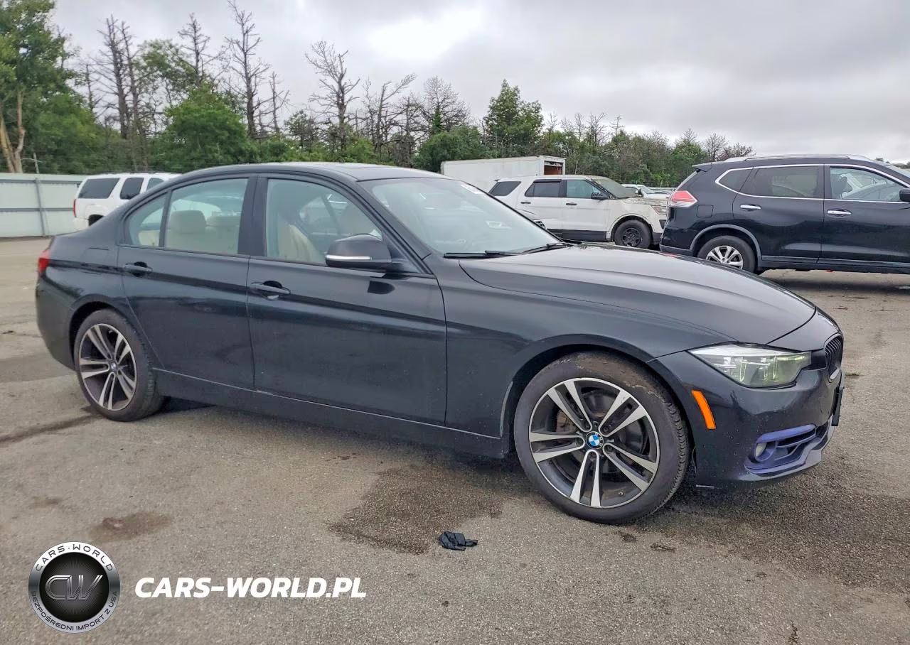 2018 BMW 330 Xi VIN:WBA8D9G59JNU71966 - 4