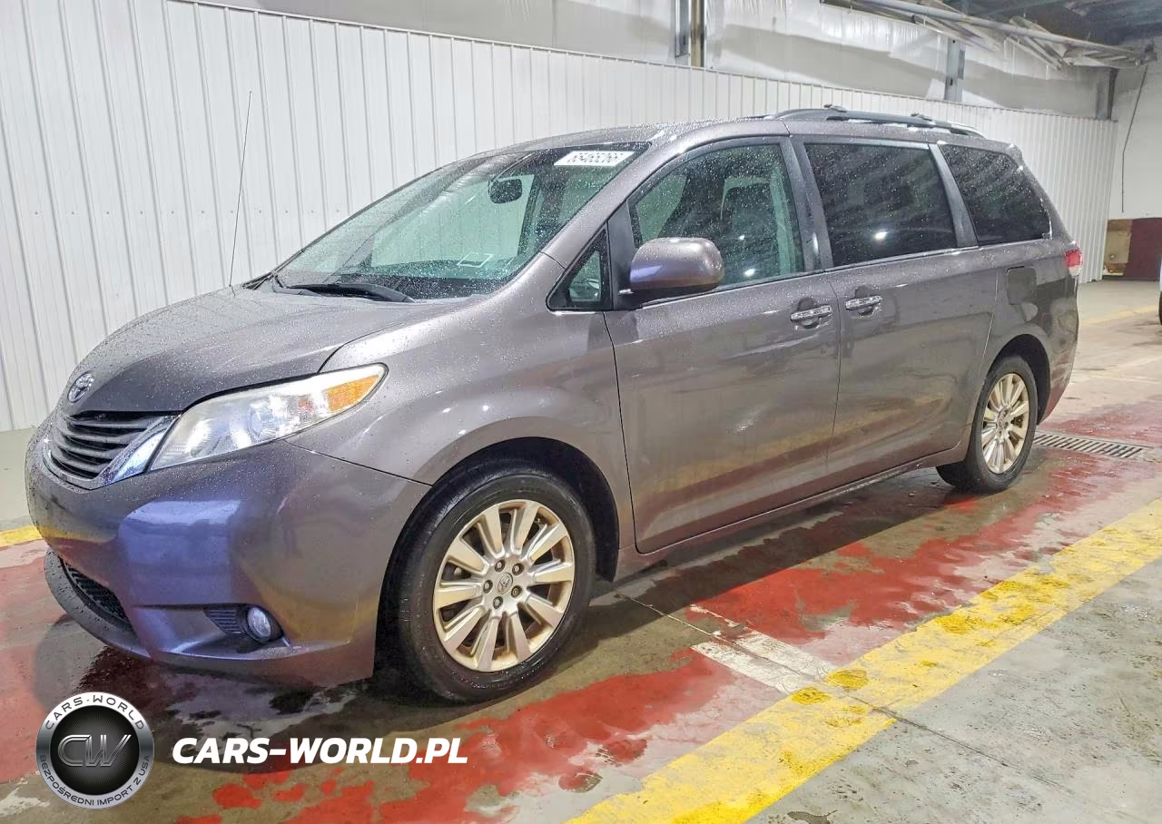 2014 Toyota Sienna Xle 7-Passenger