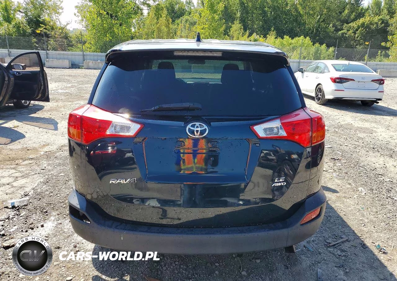 2018 Toyota Rav4 Le VIN:JTMBFREV2JD229449 - 6