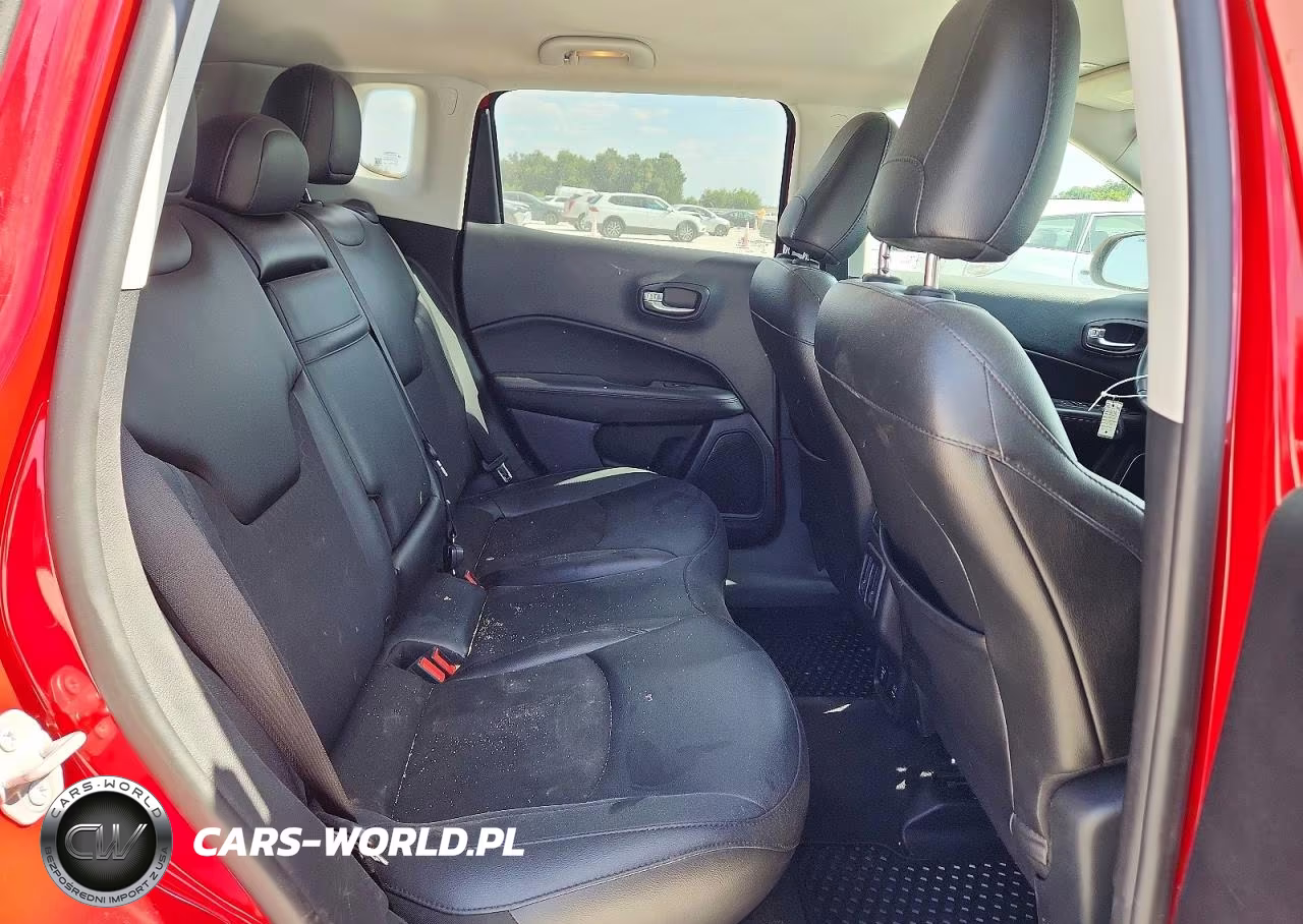 2019 Jeep Compass Latitude VIN:3C4NJCBB9KT637347 - 10
