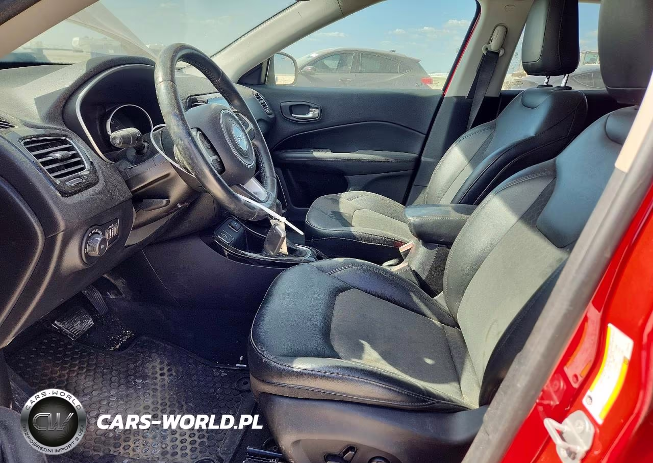 2019 Jeep Compass Latitude VIN:3C4NJCBB9KT637347 - 7