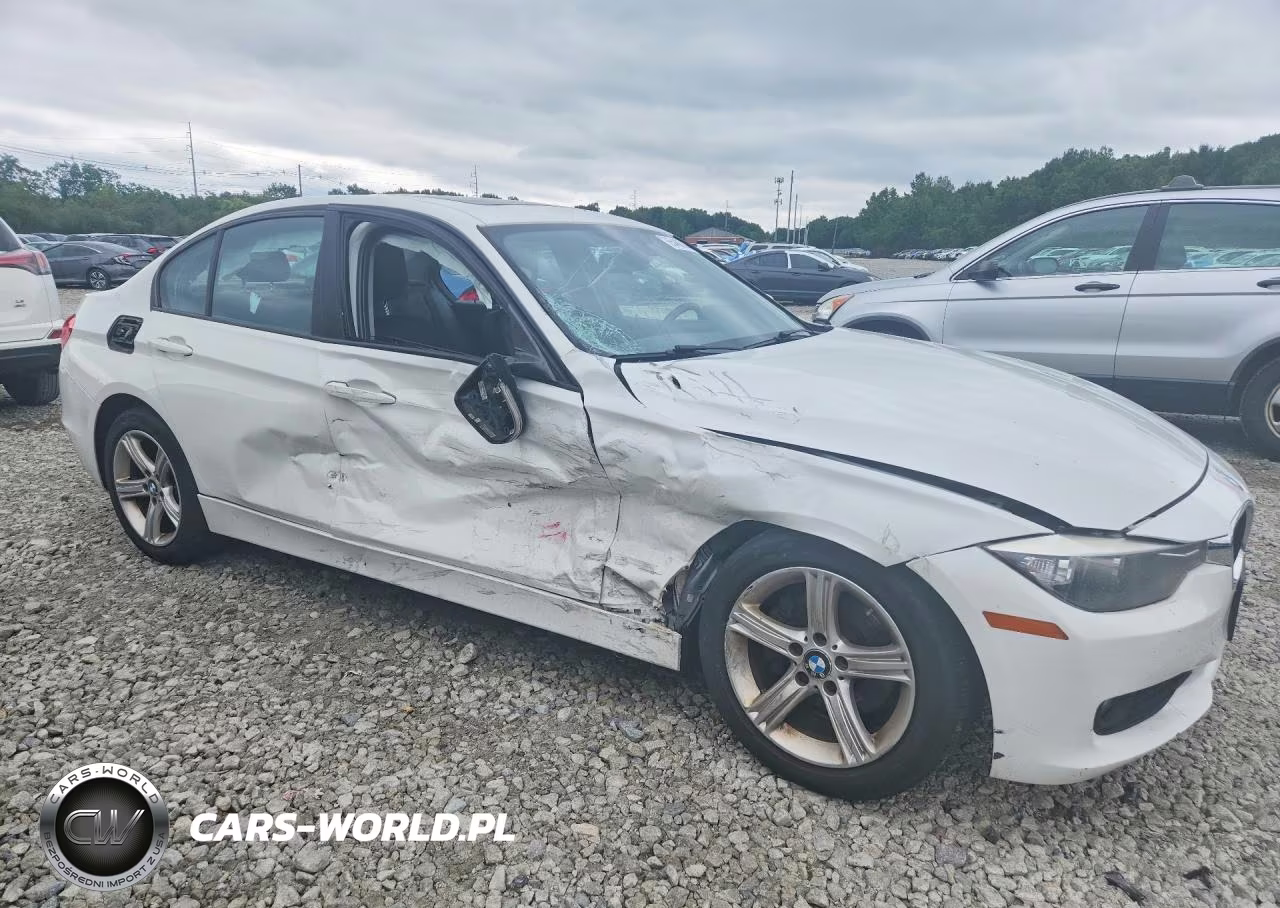 2014 BMW 320 I xDrive VIN:WBA3C3C51EP661318 - 4