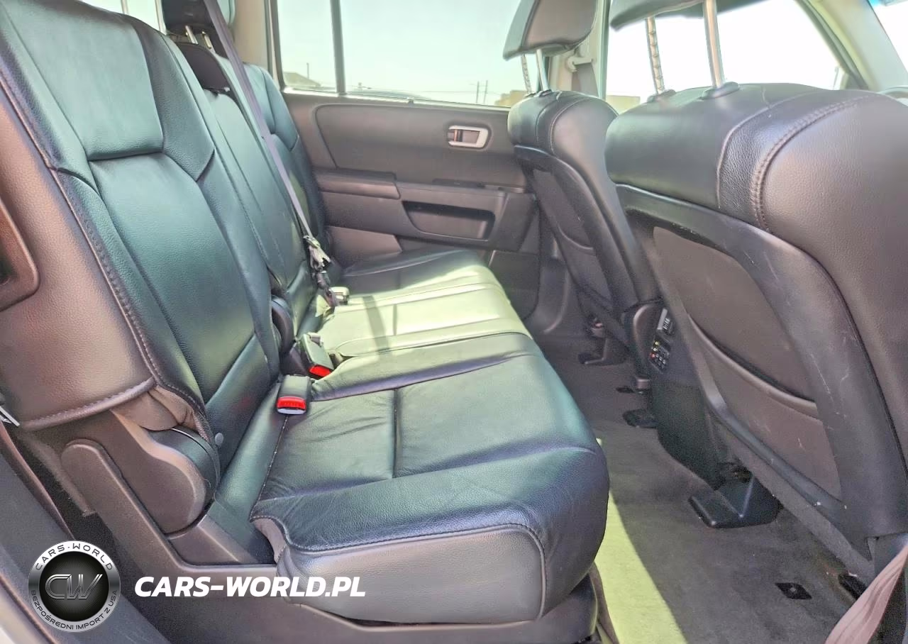 2013 Honda Pilot Touring VIN:5FNYF4H92DB066150 - 10