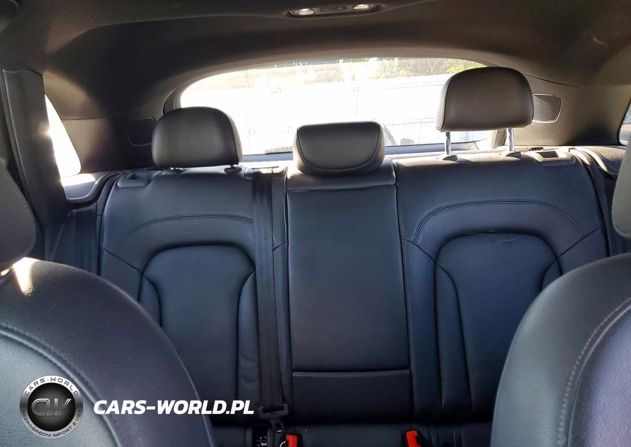2016 Audi Q3 Prestige VIN:WA1GFCFSXGR024586 - 10