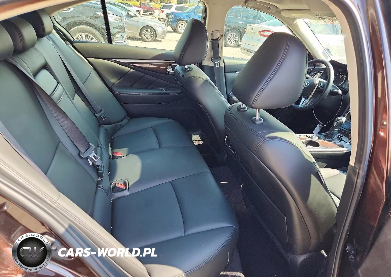 2018 Infiniti Q50 3.0T Luxe VIN:JN1EV7AR7JM445720 - 10