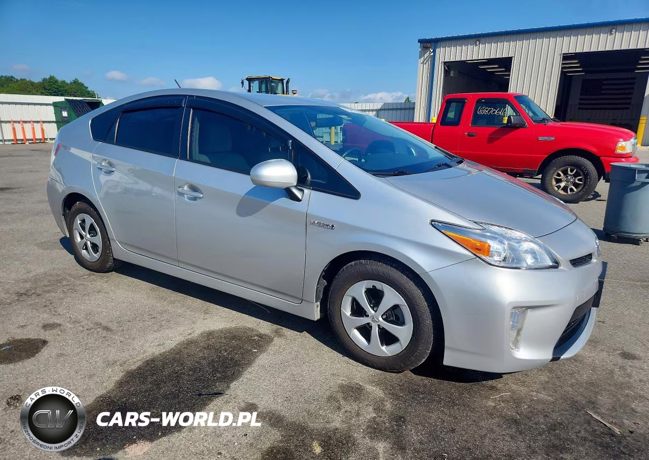 2014 Toyota Prius Two VIN:JTDKN3DU4E0382419 - 4
