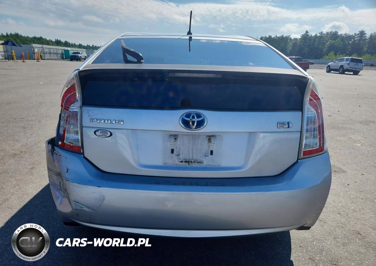 2014 Toyota Prius Two VIN:JTDKN3DU4E0382419 - 6
