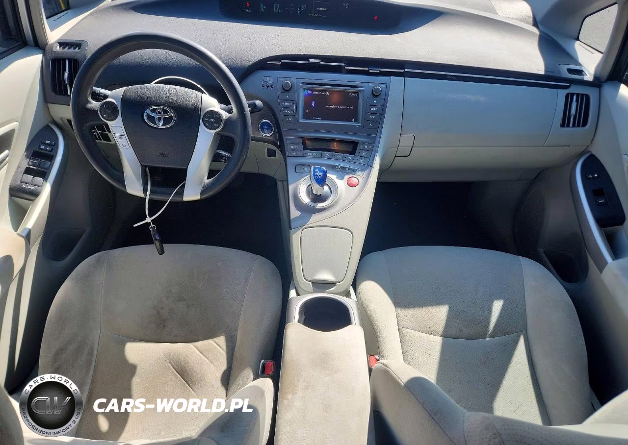2014 Toyota Prius Two VIN:JTDKN3DU4E0382419 - 8