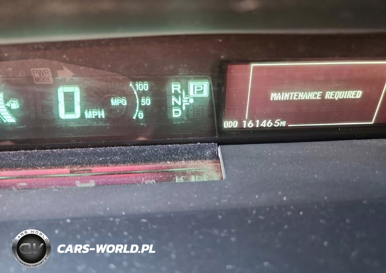 2014 Toyota Prius Two VIN:JTDKN3DU4E0382419 - 9