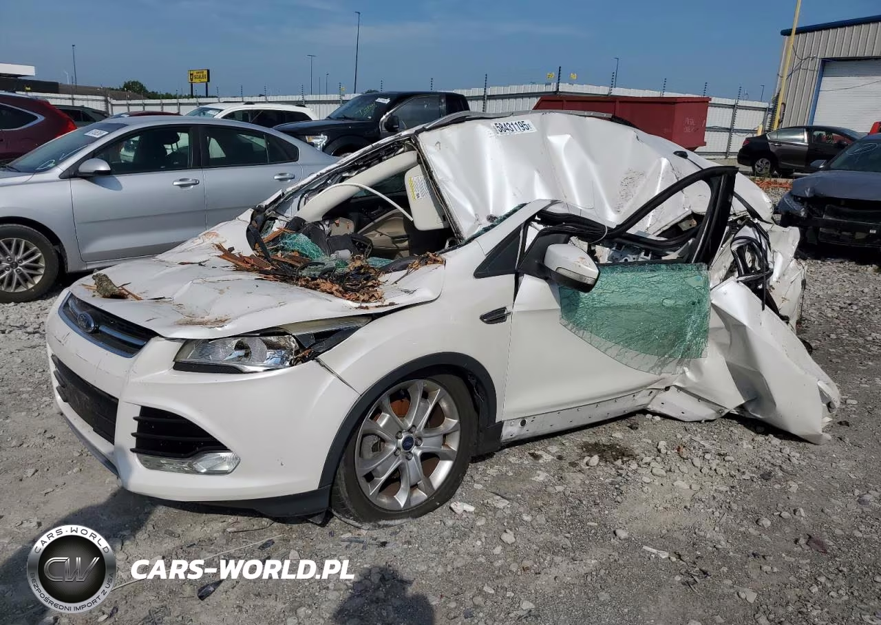 2015 Ford Escape Titanium – zdjęcie 1 z 11