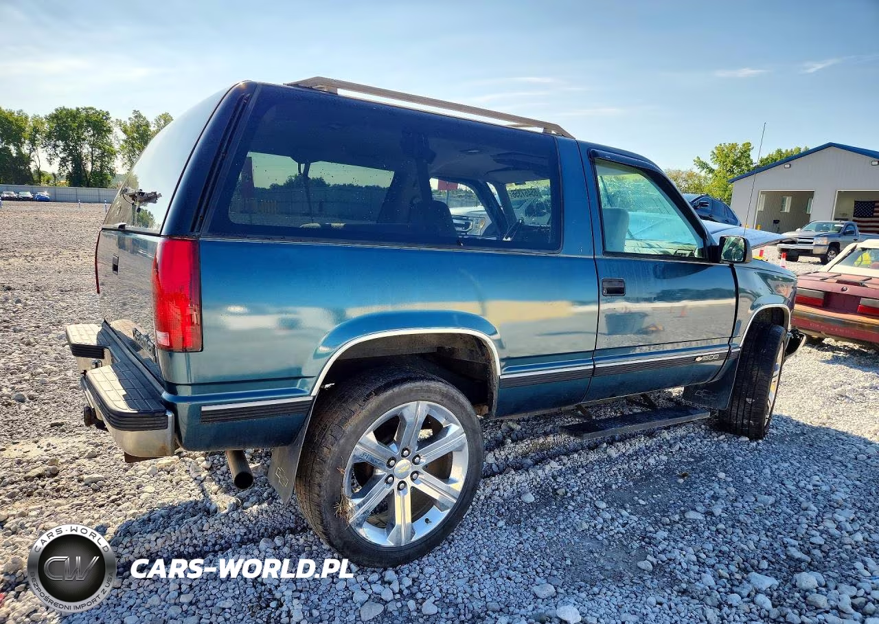 1994 Chevrolet K1500 Blazer VIN:1GNEK18K3RJ446086 - 3