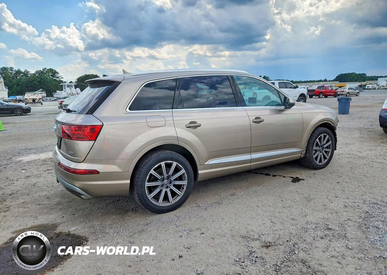 2018 Audi Q7 Prestige VIN:WA1VAAF71JD013776 - 3