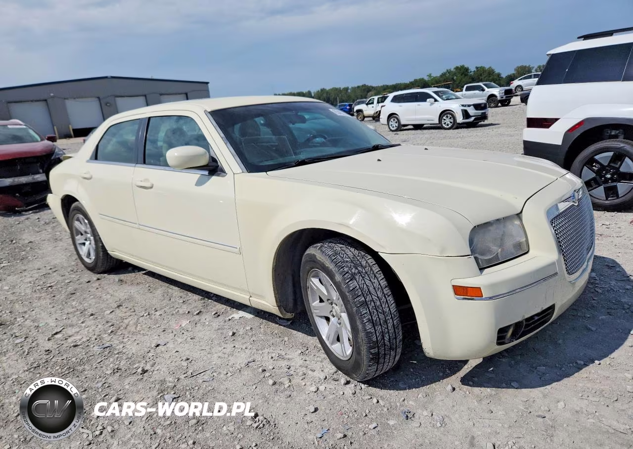 2006 Chrysler 300 Touring VIN:2C3KA53G16H479968 - 4