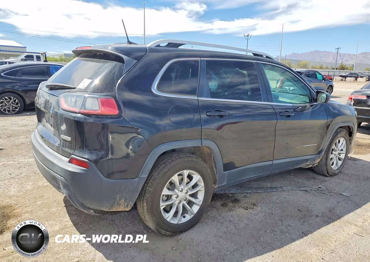 2019 Jeep Cherokee Latitude VIN:1C4PJMCX1KD239029 - 3