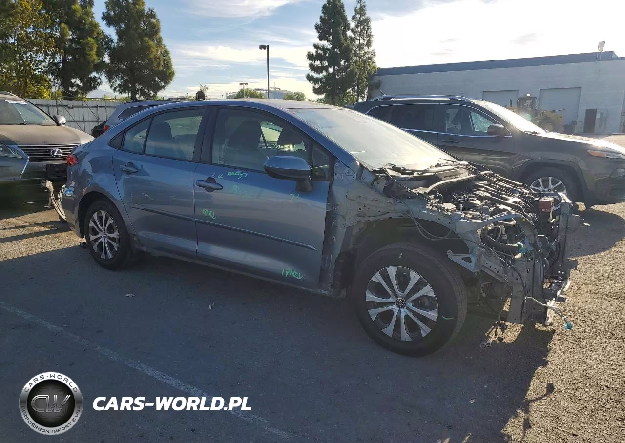 2021 Toyota Corolla Le VIN:JTDEAMDE0MJ005148 - 4