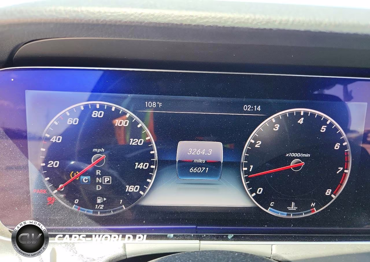 2018 Mercedes-Benz E 300 4Matic VIN:WDDZF4KB8JA315898 - 9