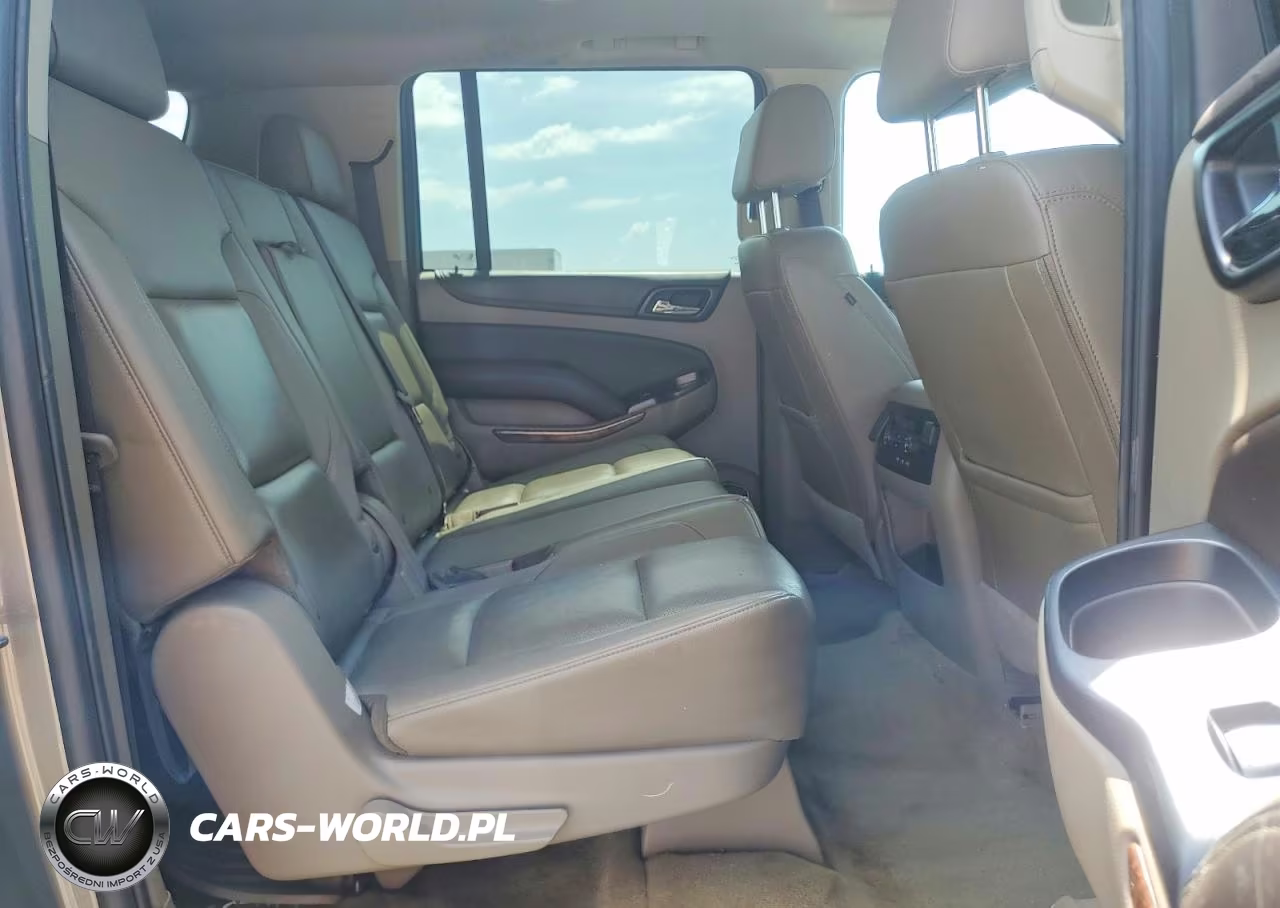 2017 Chevrolet Suburban K1500 Premier VIN:1GNSKJKC2HR248068 - 11